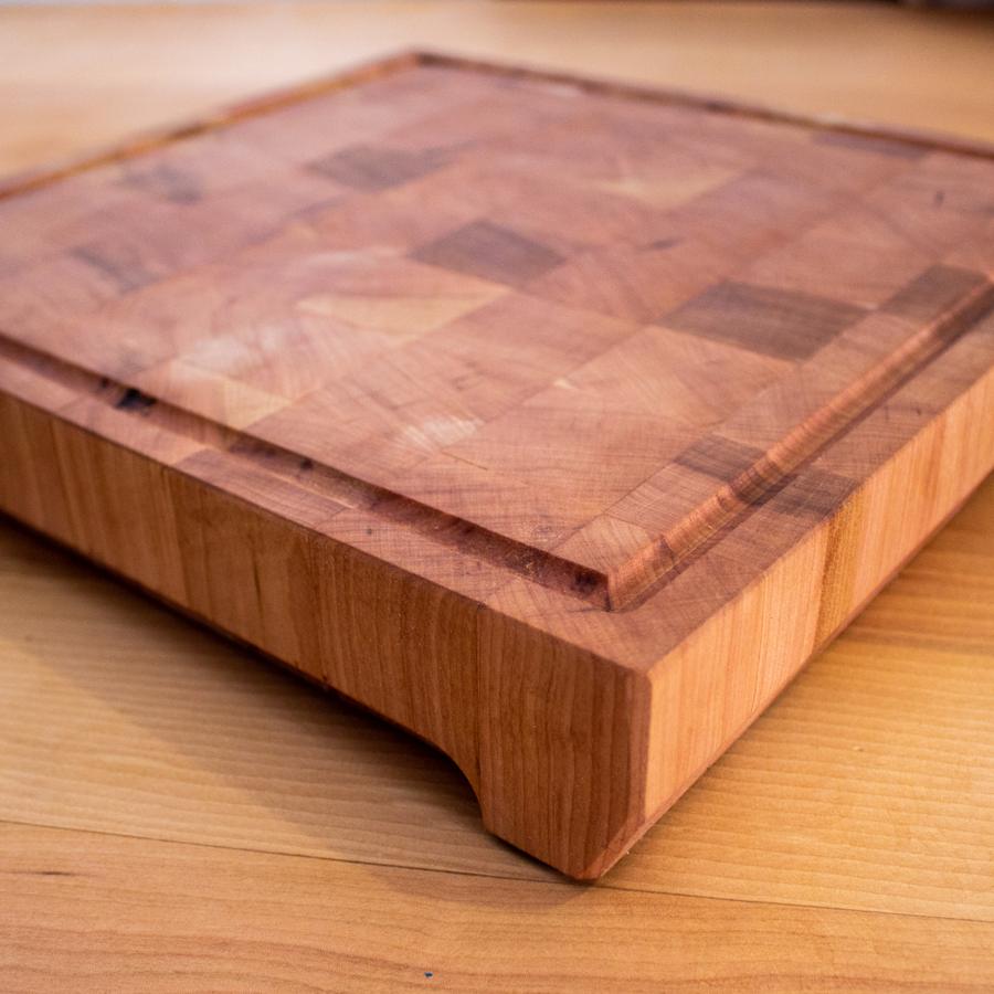 Tabla de corte de testa con canal